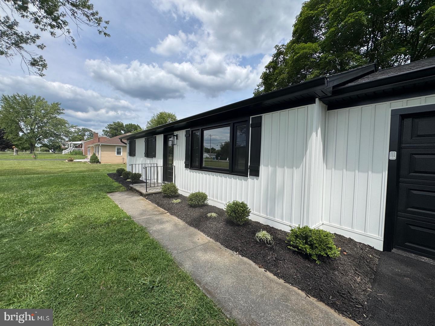 4400 MARTINSBURG PIKE