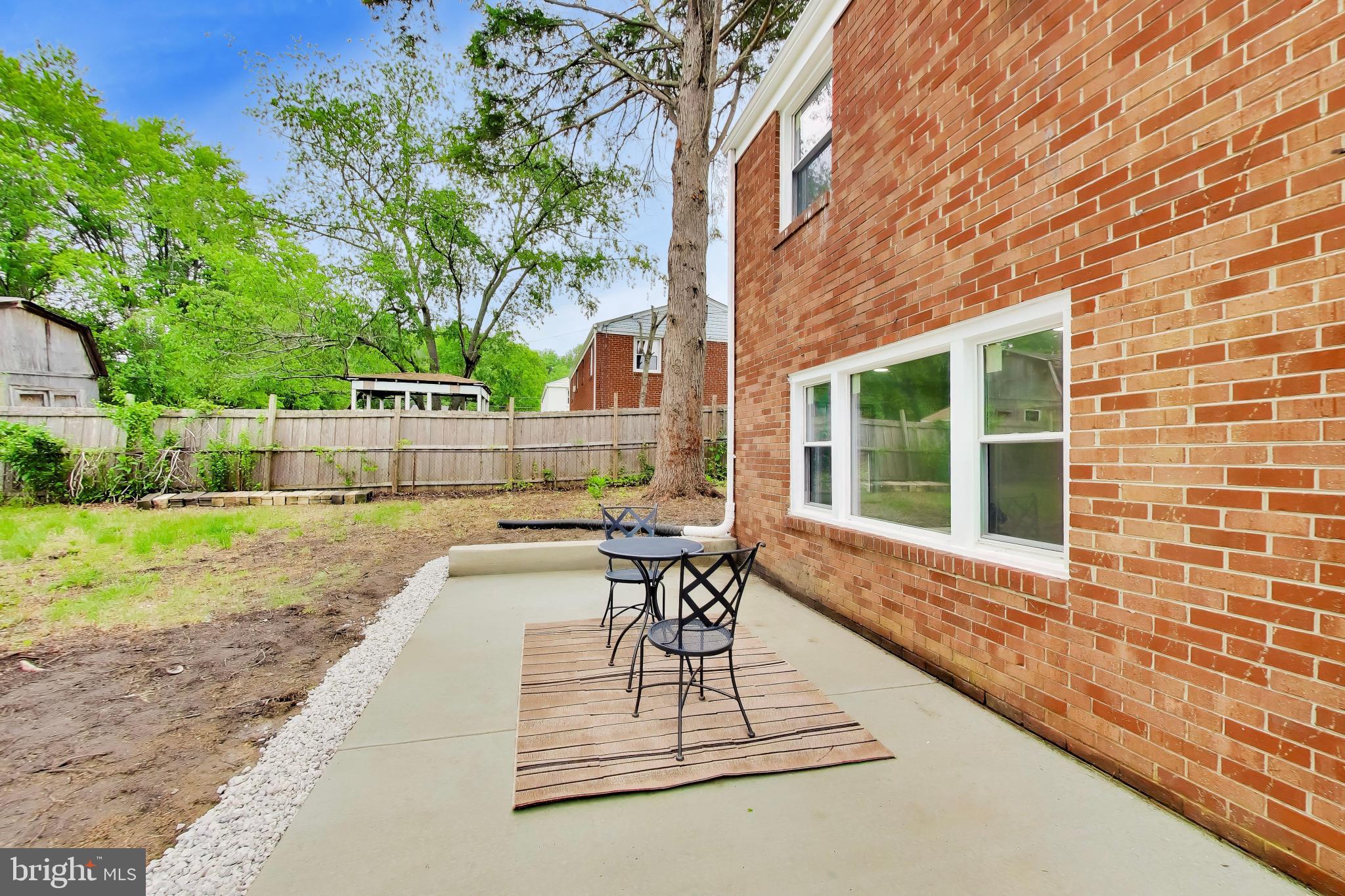 CRESTVIEW MANOR - Residential