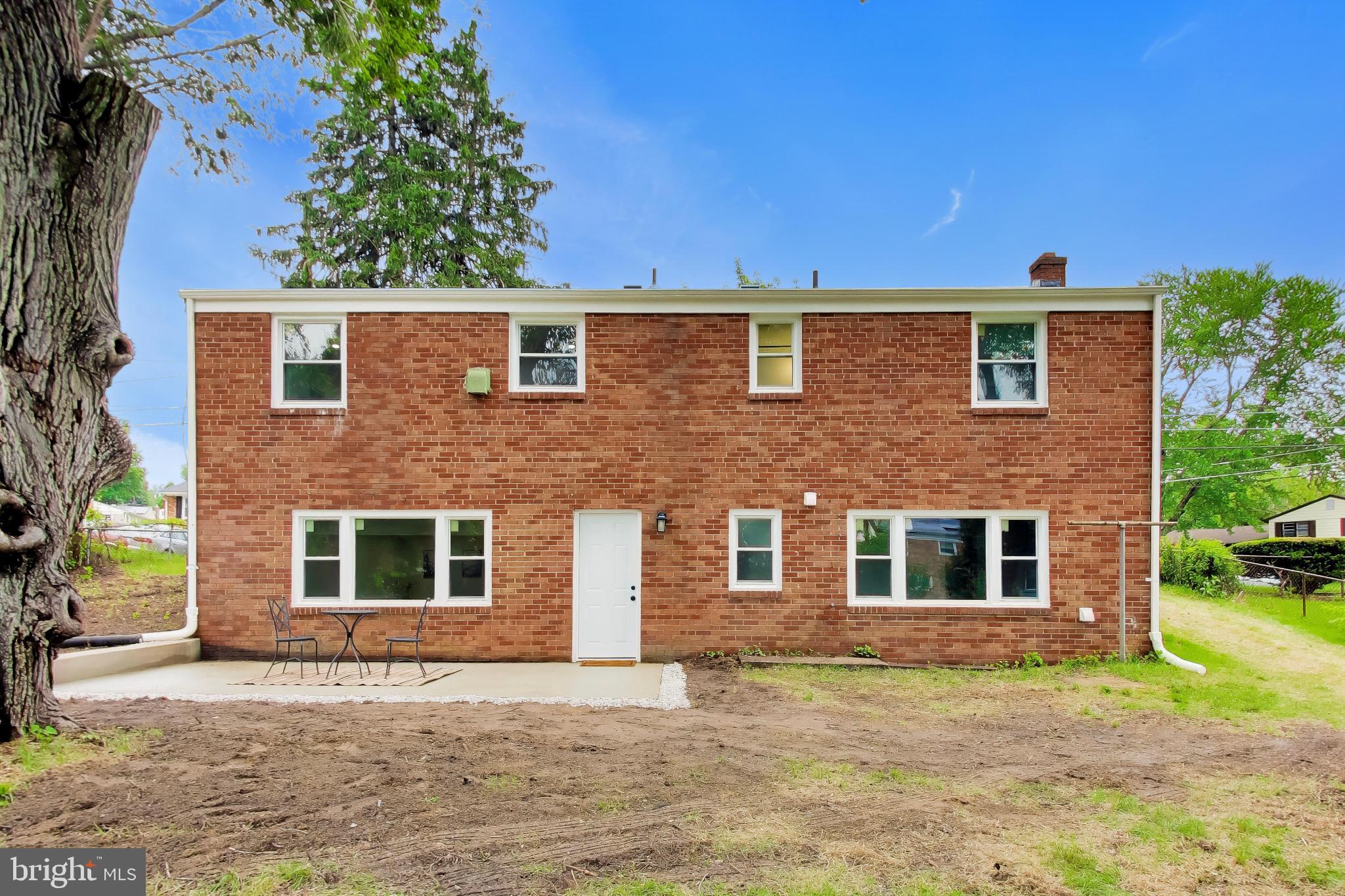 CRESTVIEW MANOR - Residential