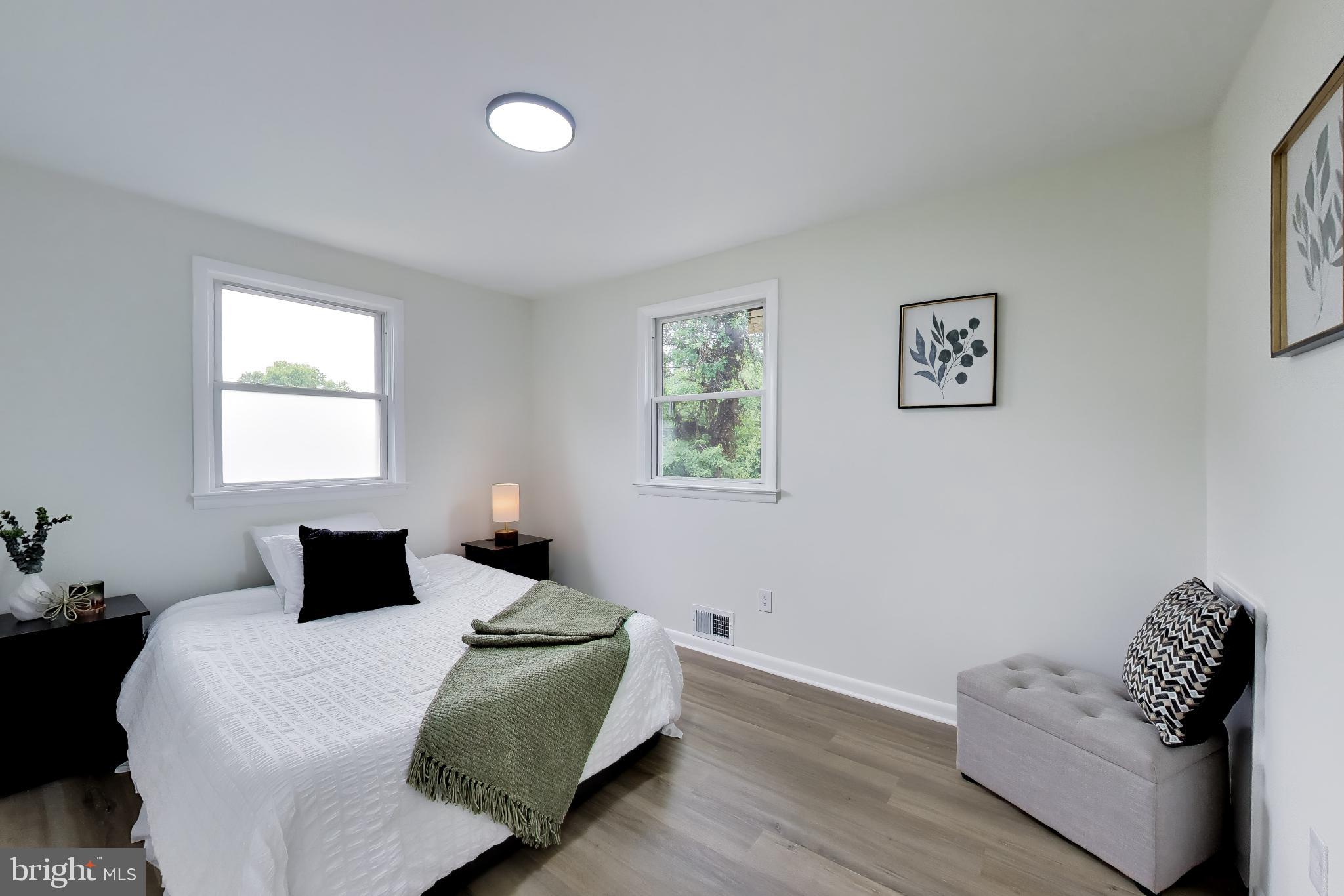 CRESTVIEW MANOR - Residential