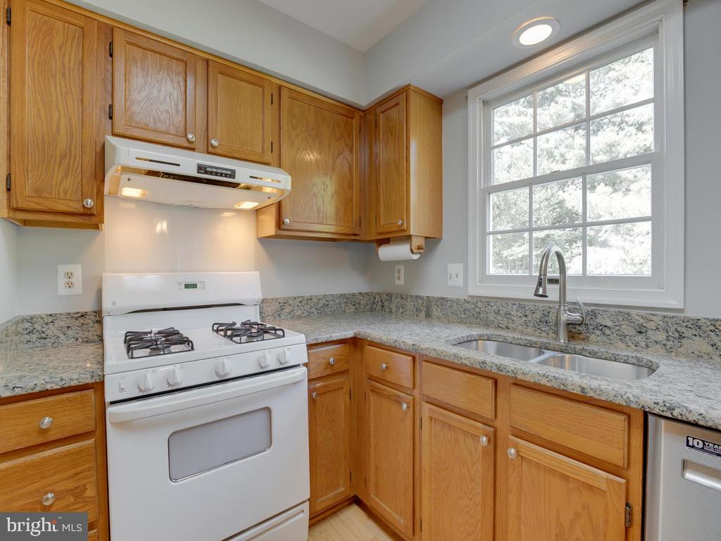 POTOMAC RIDGE - Residential