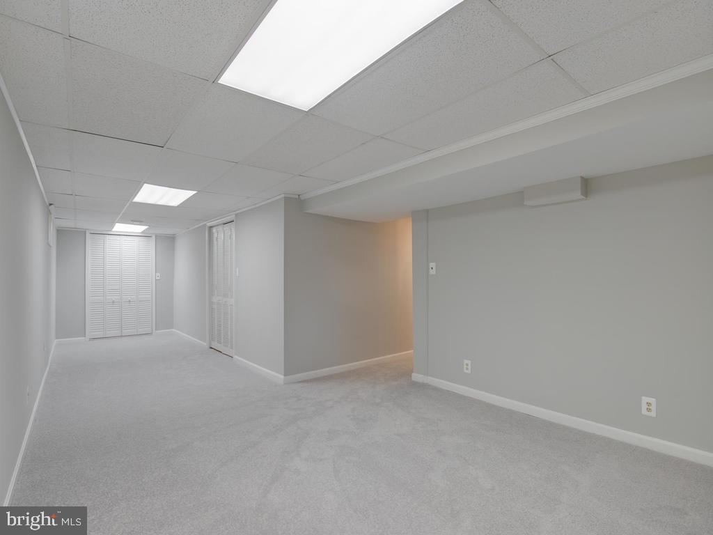 POTOMAC RIDGE - Residential