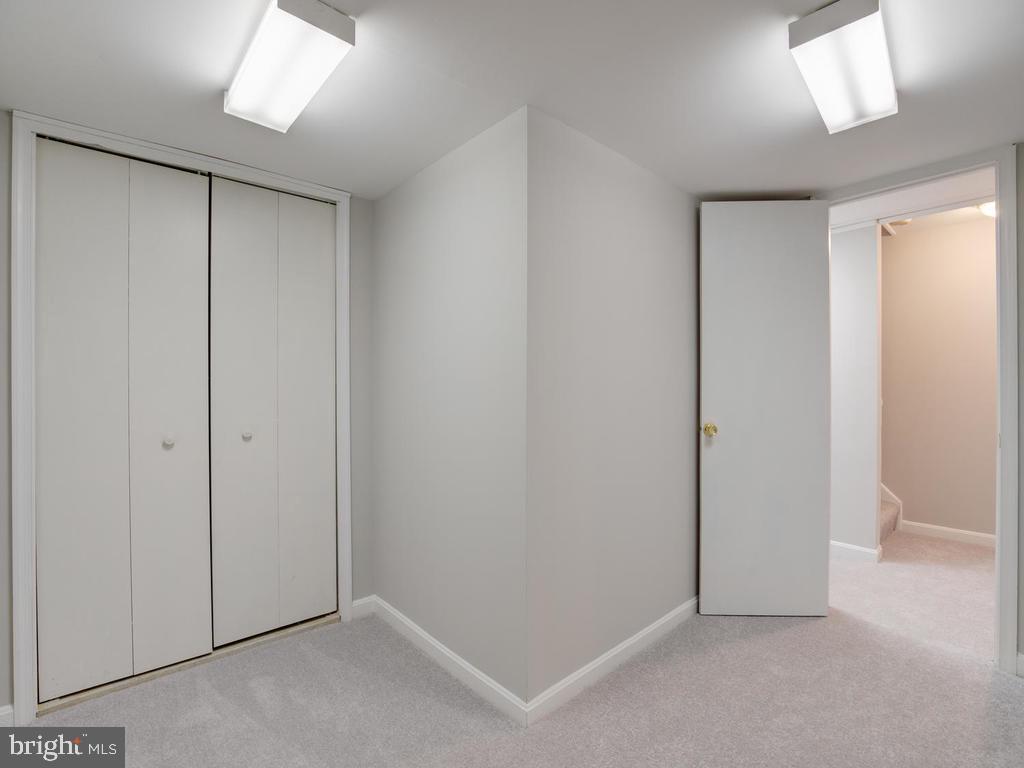 POTOMAC RIDGE - Residential