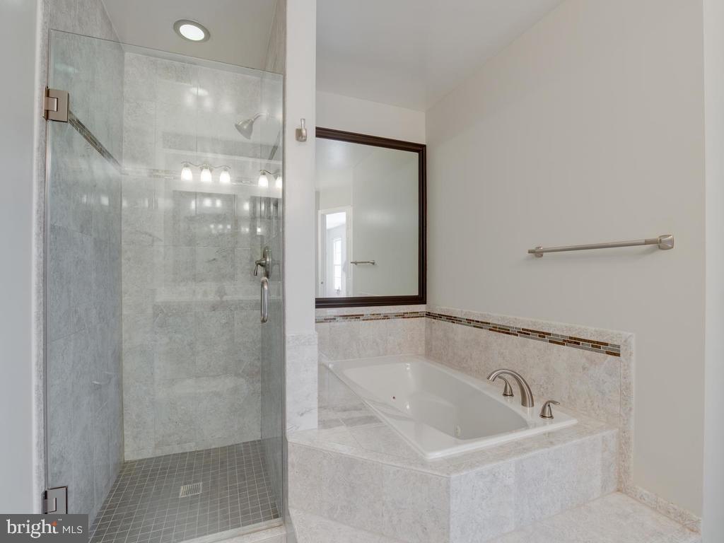 POTOMAC RIDGE - Residential