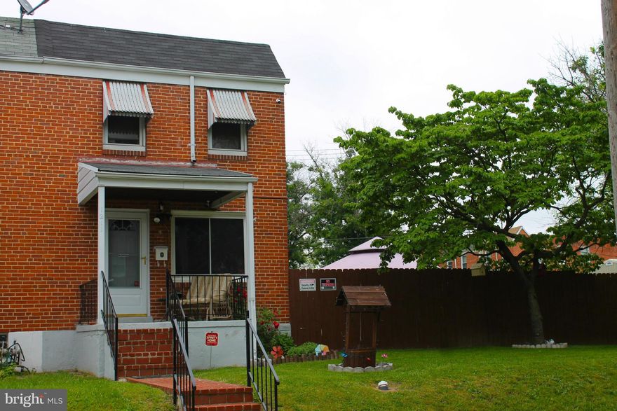 Fantastic opportunity to purchase end of group row house on large corner lot with fully fenced backyard and driveway/parking pad, complete with 8 camera security system. Newer windows, gas furnace and gas water heater replaced in 2015. Roof replaced in Jan 2016. Property includes privacy fence, 18ft round swimming pool, with new pump and filter. 10x10 shed with electric, phone and cable.