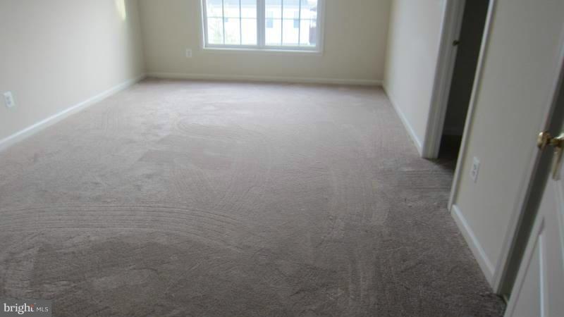 MARTINSBURG STATION - Residential