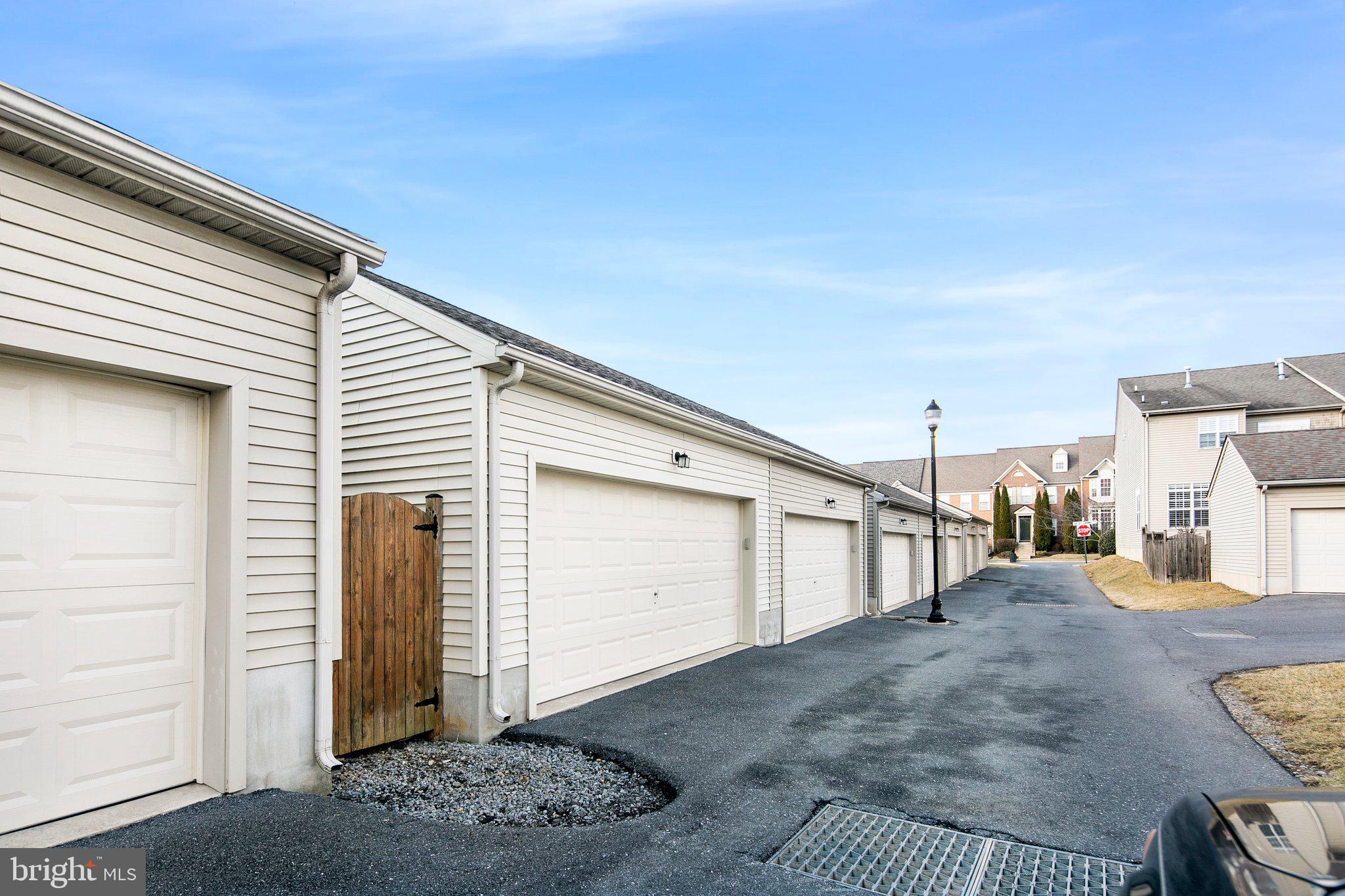 WORMANS MILL - Residential