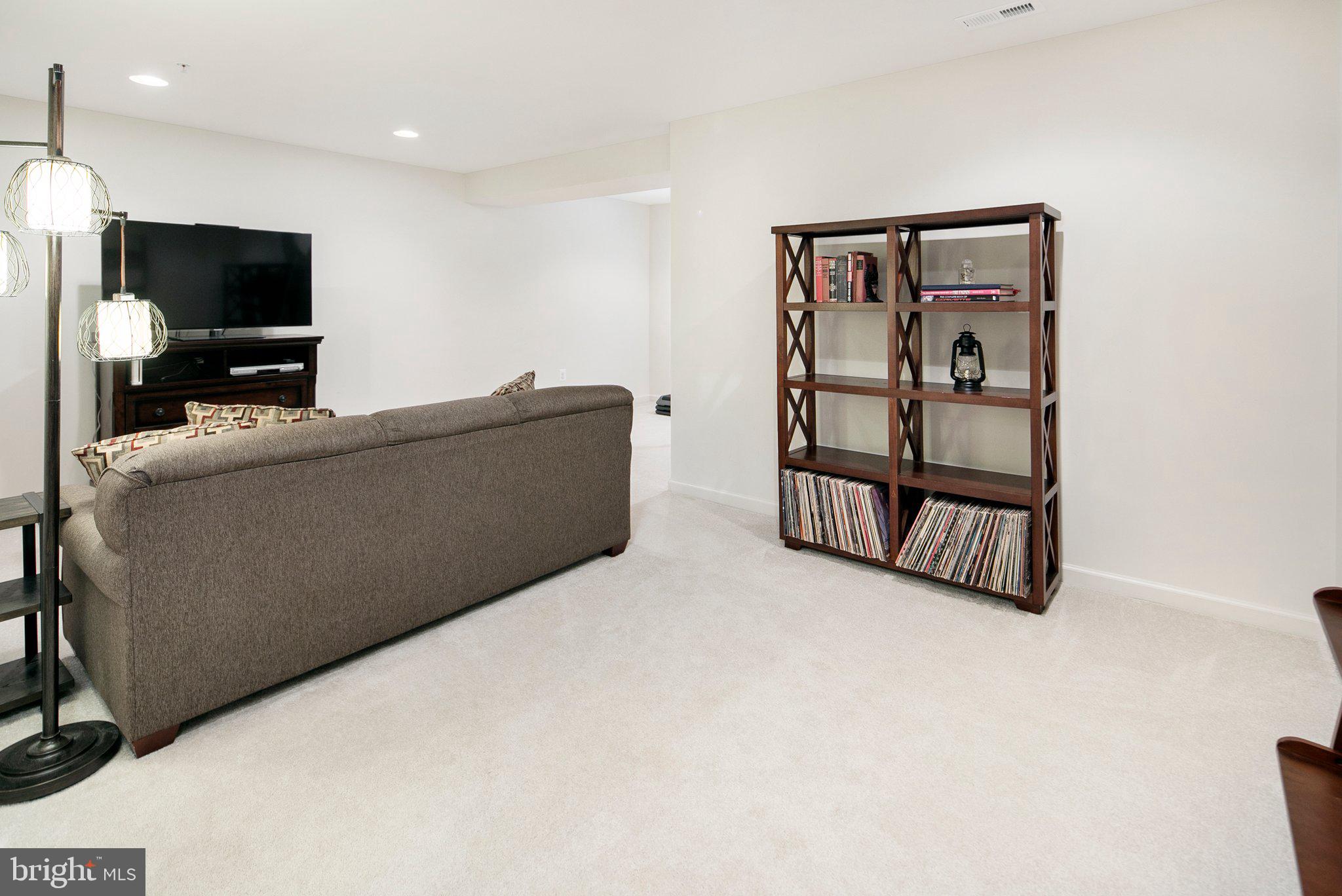 WORMANS MILL - Residential