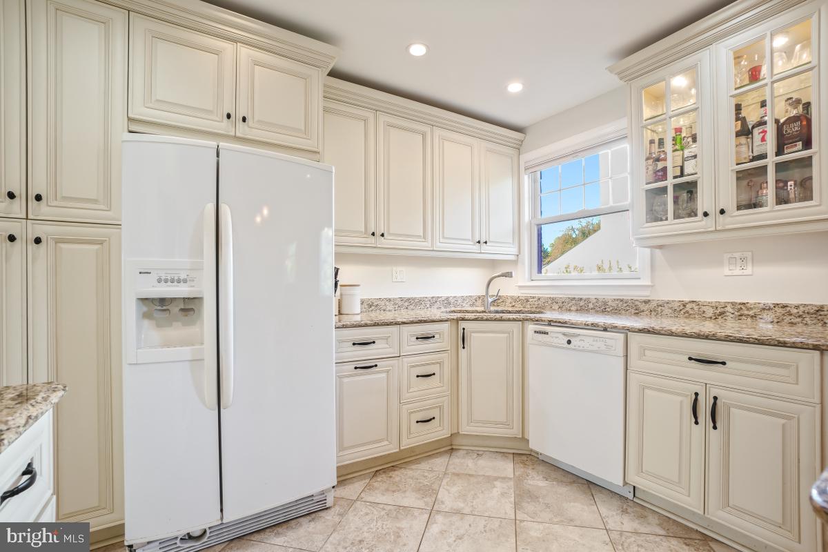 4507 CLEARBROOK LANE