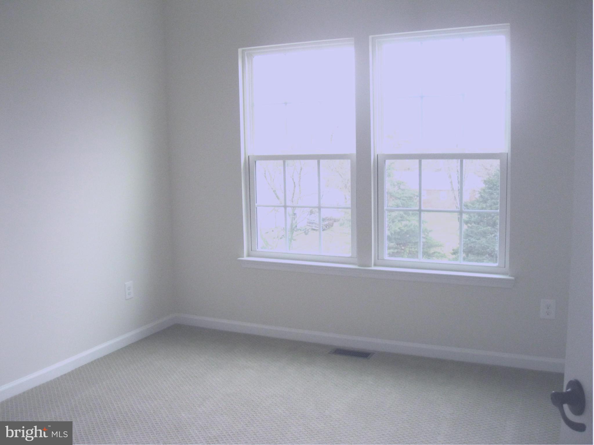 HEATHCOTE COMMONS - Residential Lease