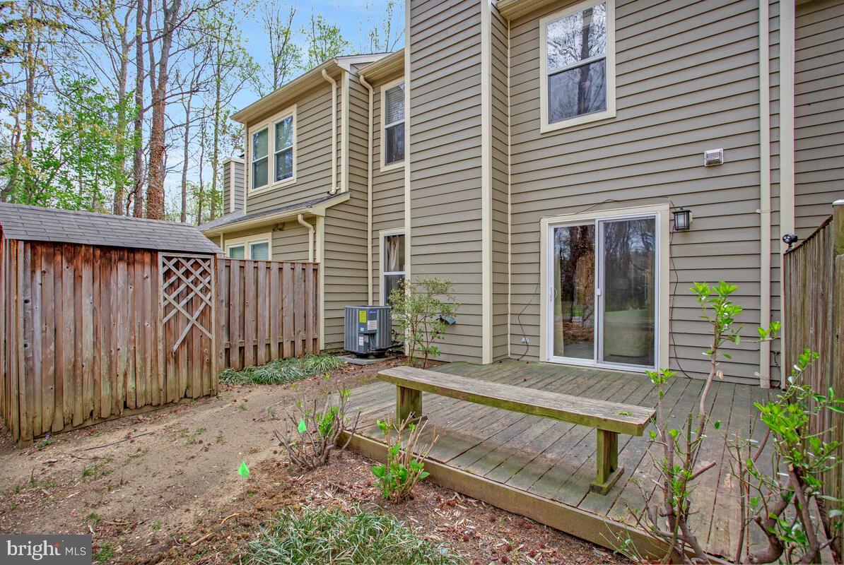 HUNT MEADOW - Residential