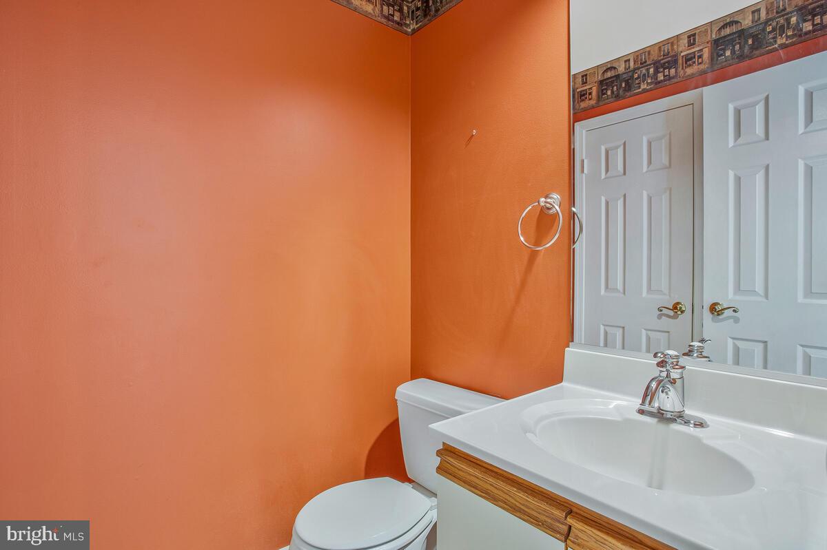 HUNT MEADOW - Residential