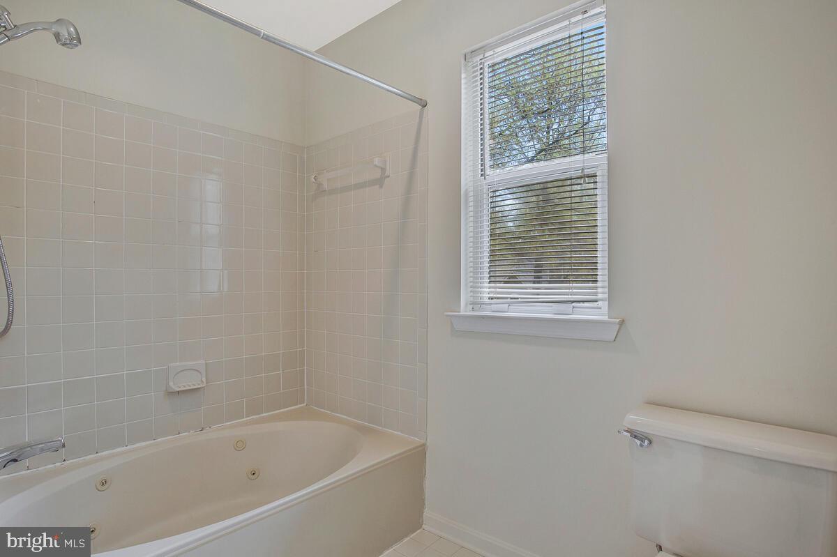 HUNT MEADOW - Residential