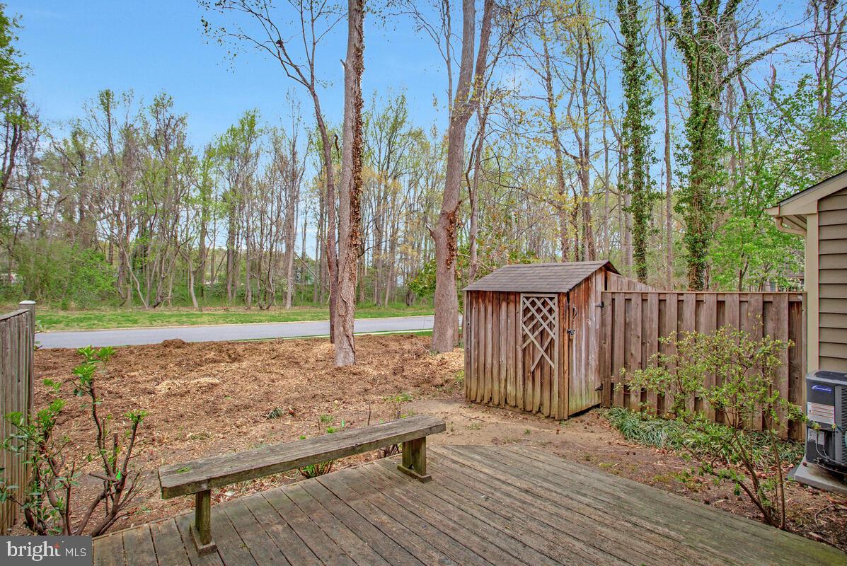 HUNT MEADOW - Residential