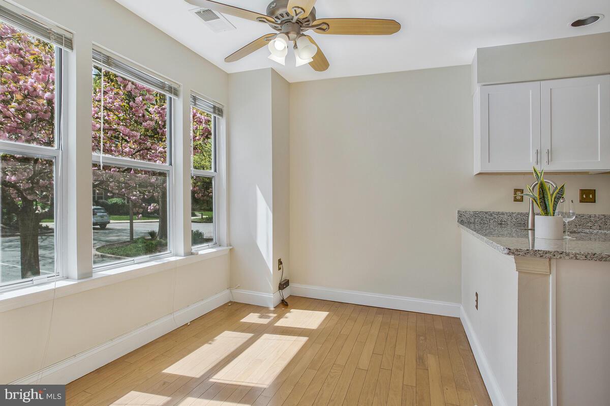 HUNT MEADOW - Residential