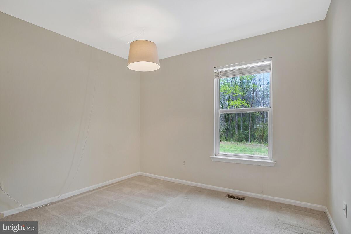 HUNT MEADOW - Residential