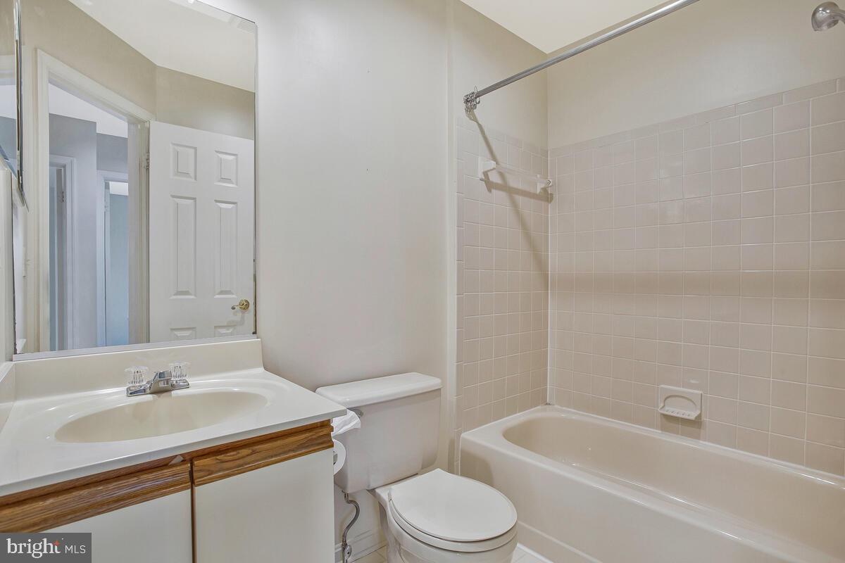 HUNT MEADOW - Residential