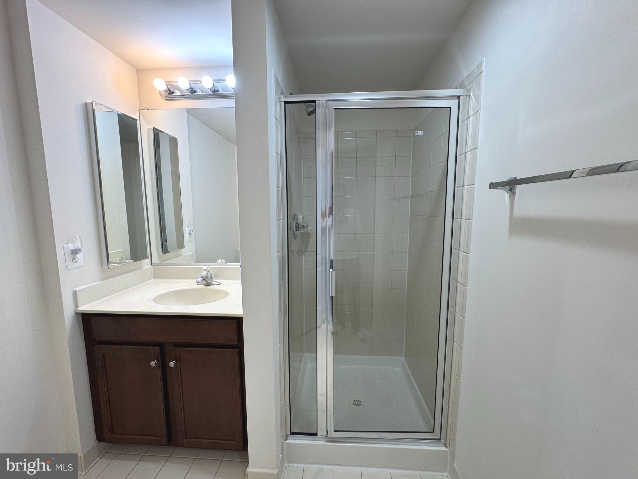 STONE RIDGE SOUTH - Residential Lease