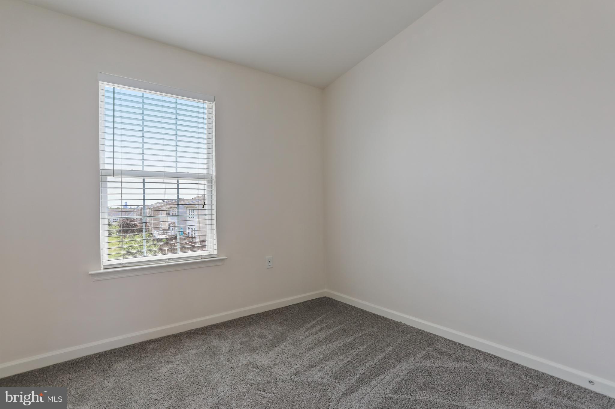 MANOR PARK - Residential