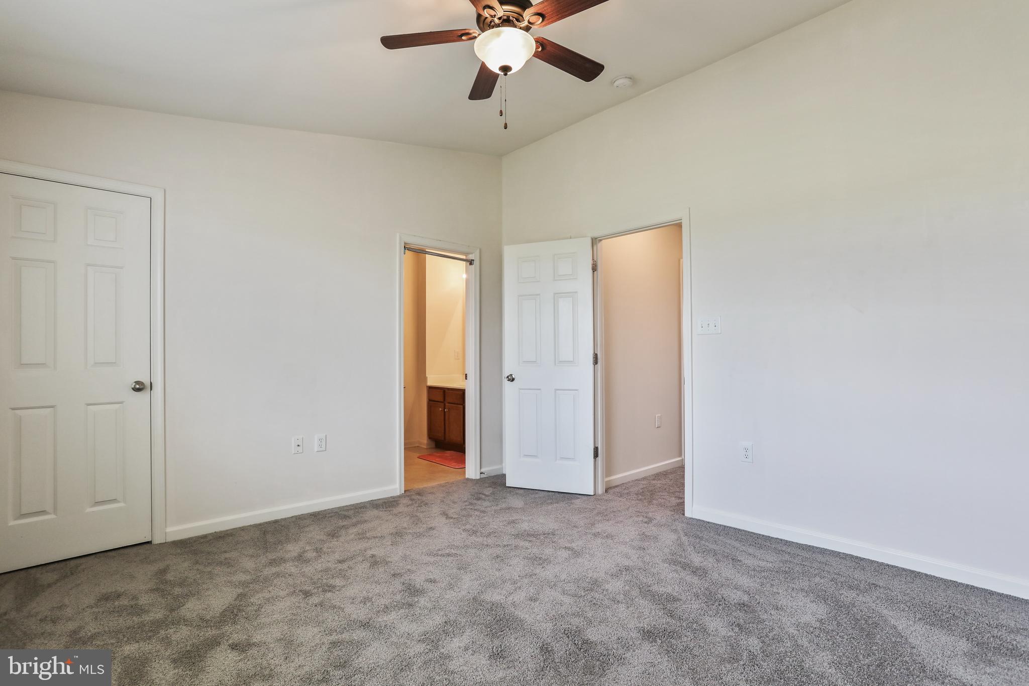 MANOR PARK - Residential