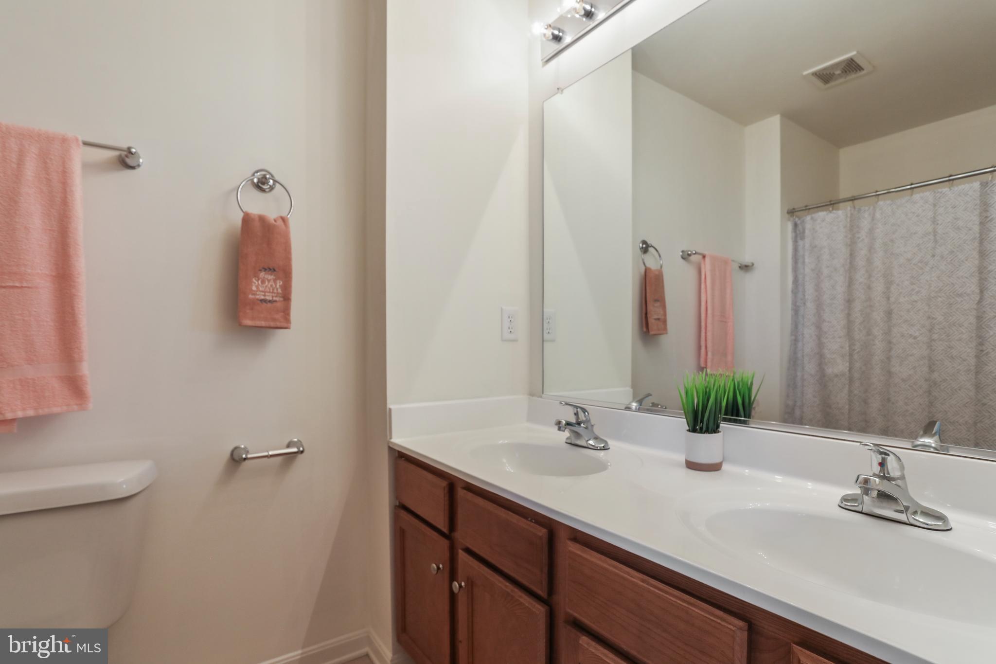 MANOR PARK - Residential