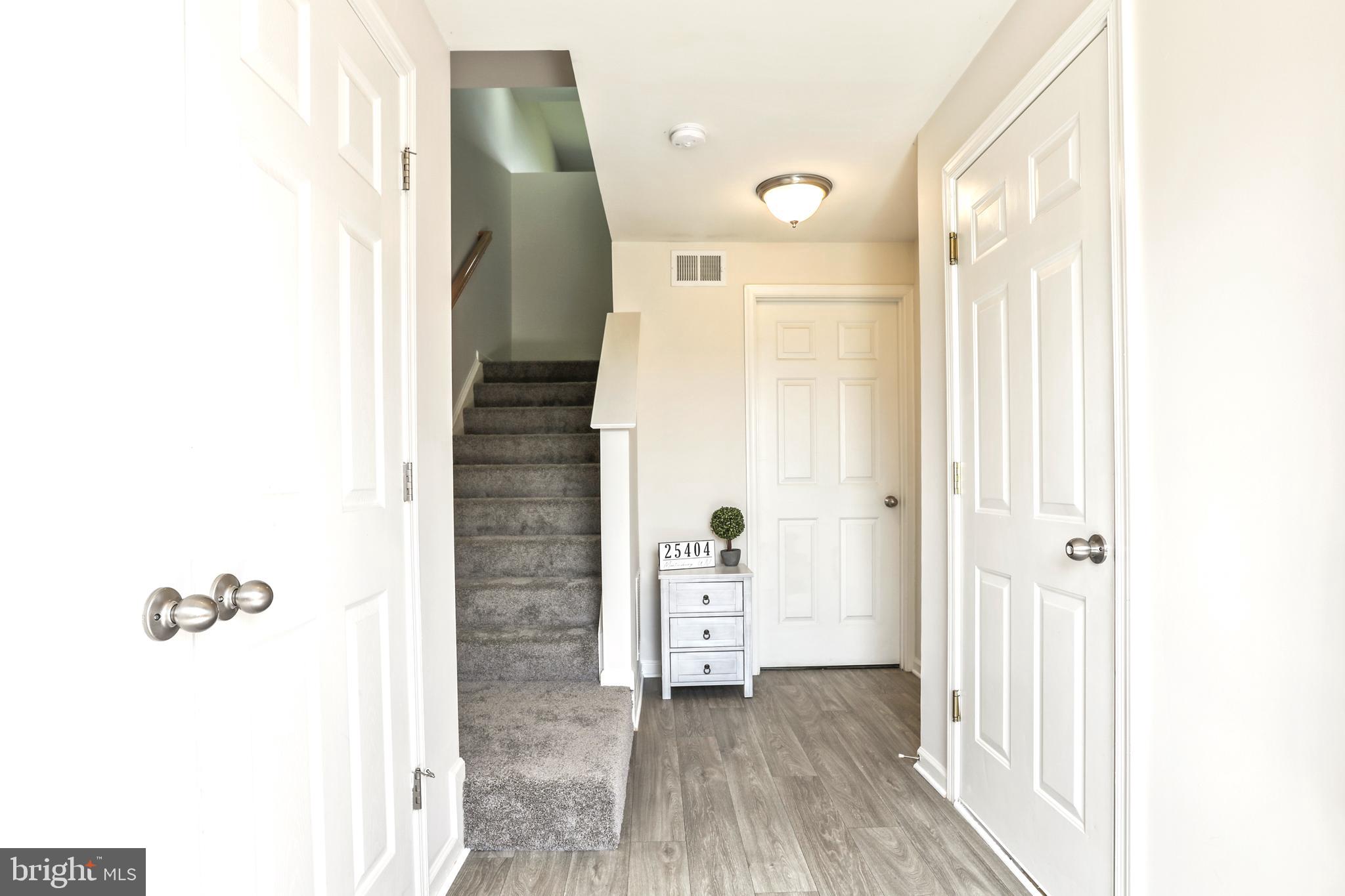 MANOR PARK - Residential