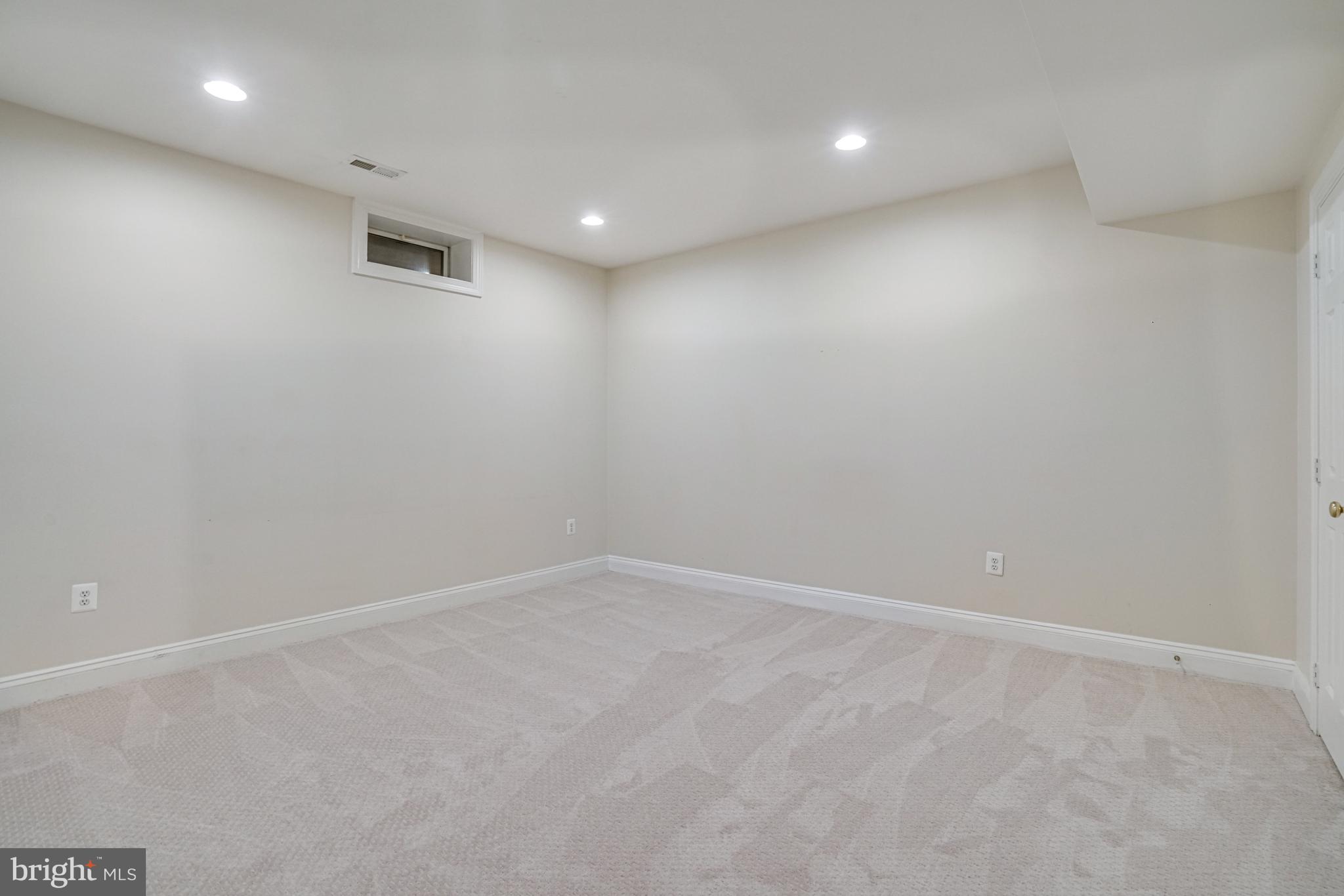 WINSTEAD MANOR - Residential