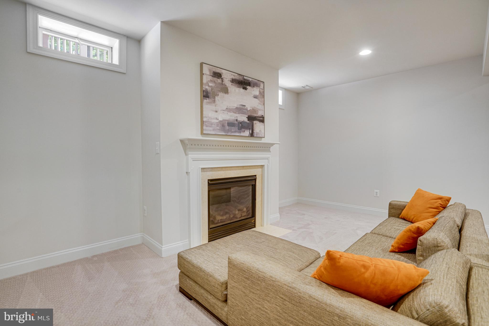 WINSTEAD MANOR - Residential