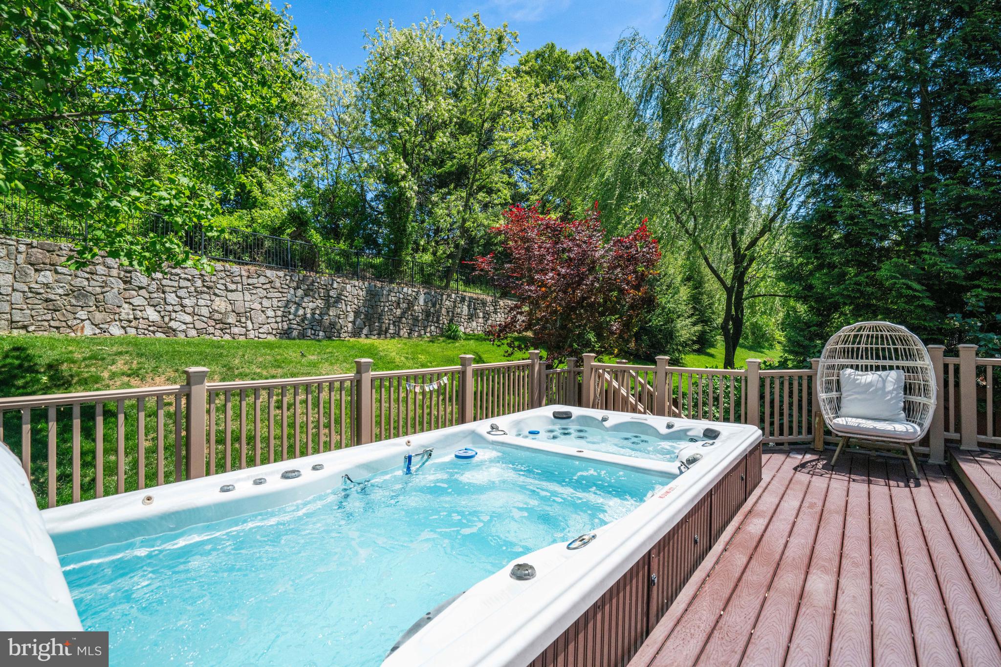 WINSTEAD MANOR - Residential