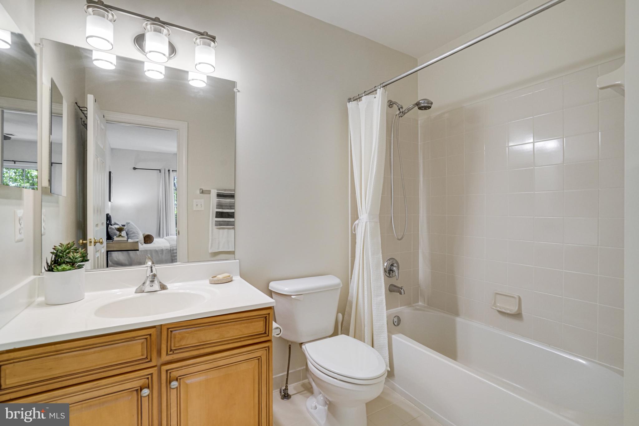 WINSTEAD MANOR - Residential