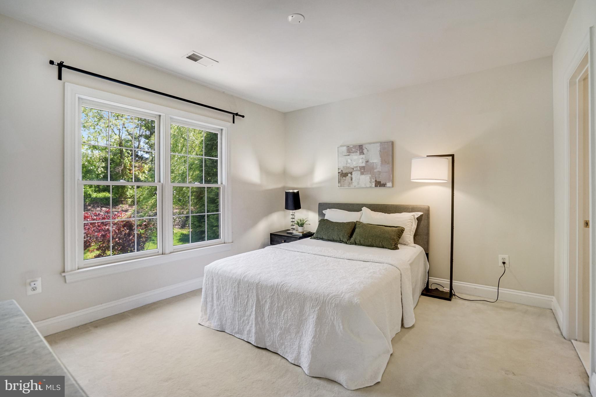 WINSTEAD MANOR - Residential