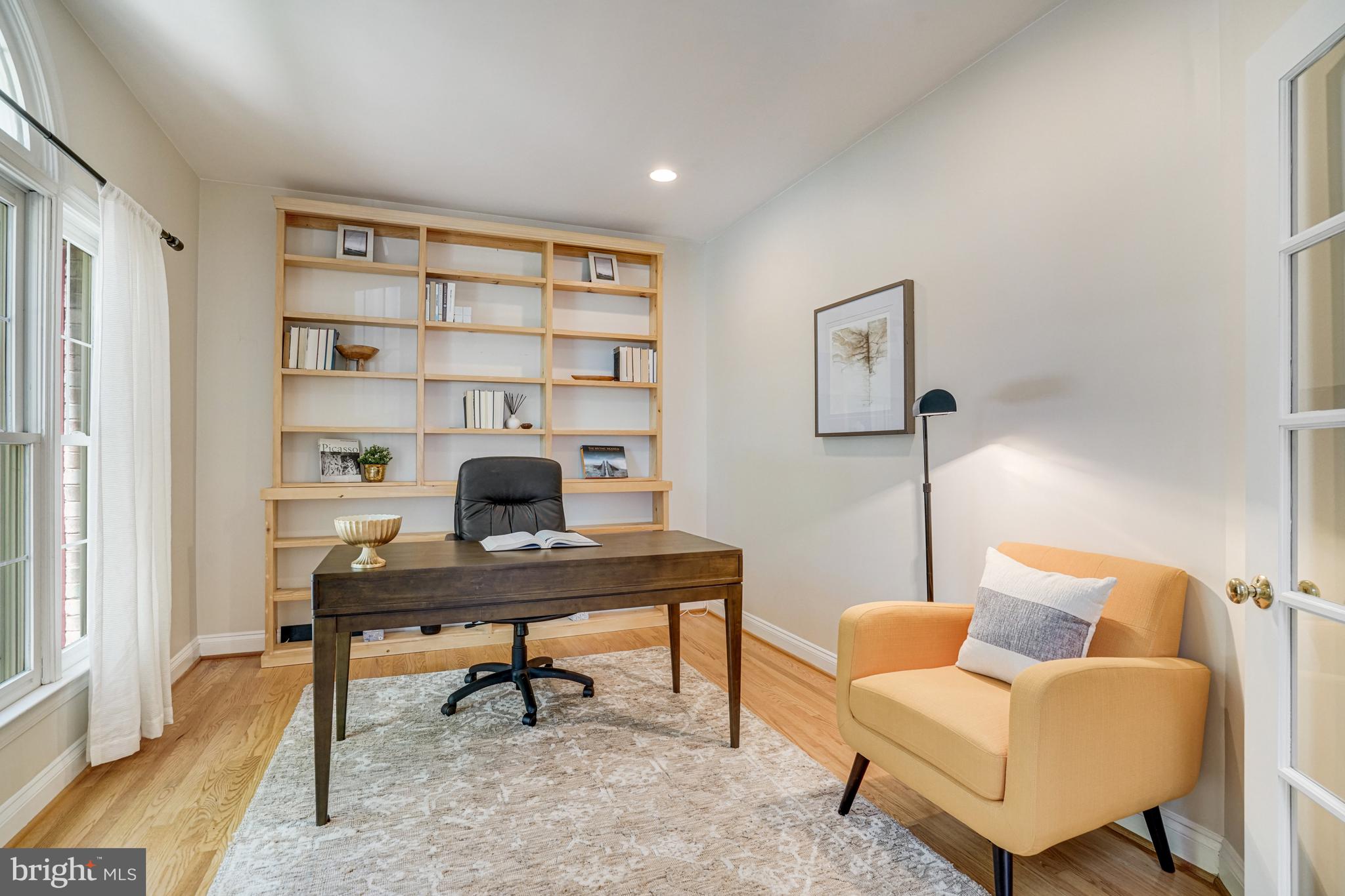 WINSTEAD MANOR - Residential