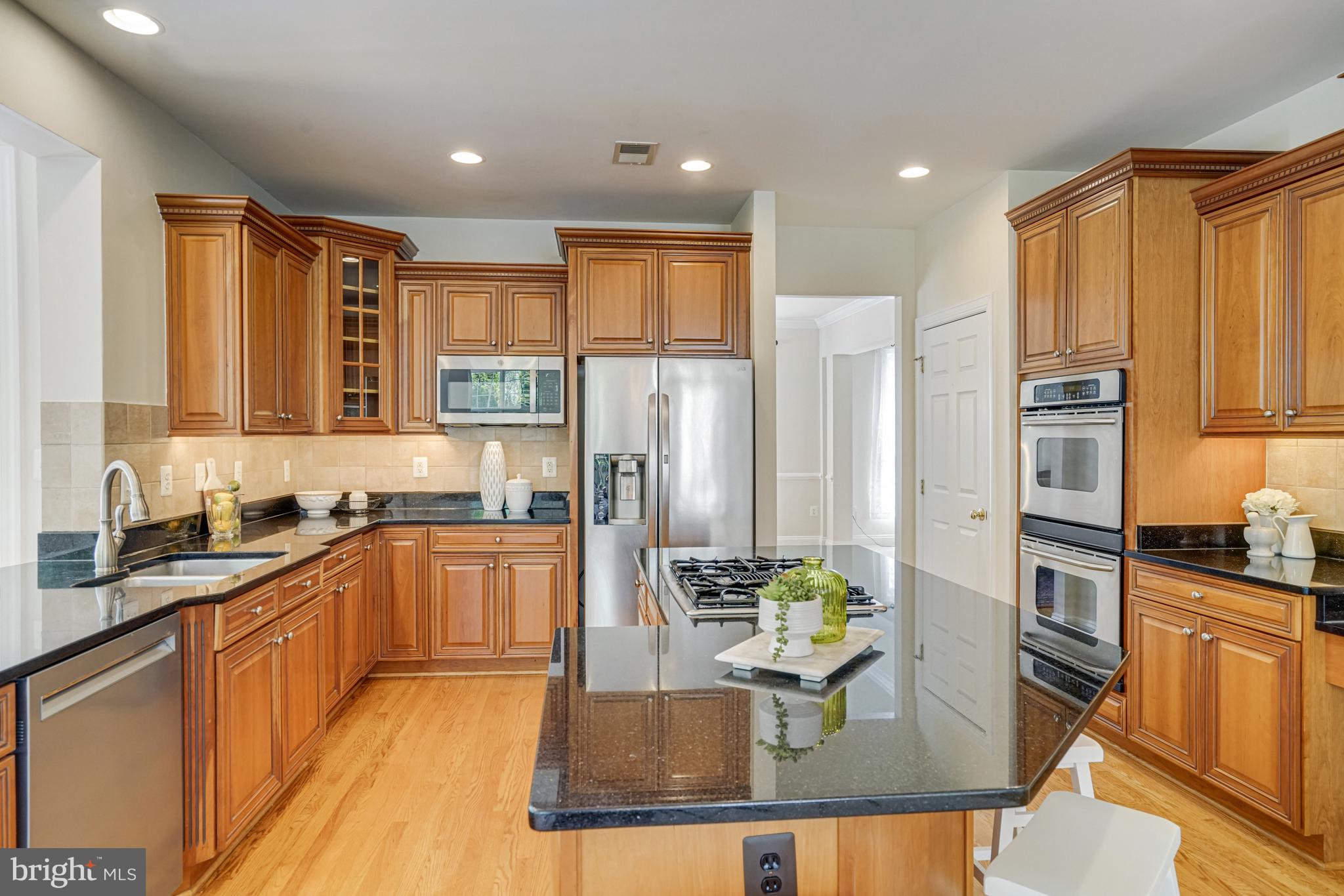 WINSTEAD MANOR - Residential