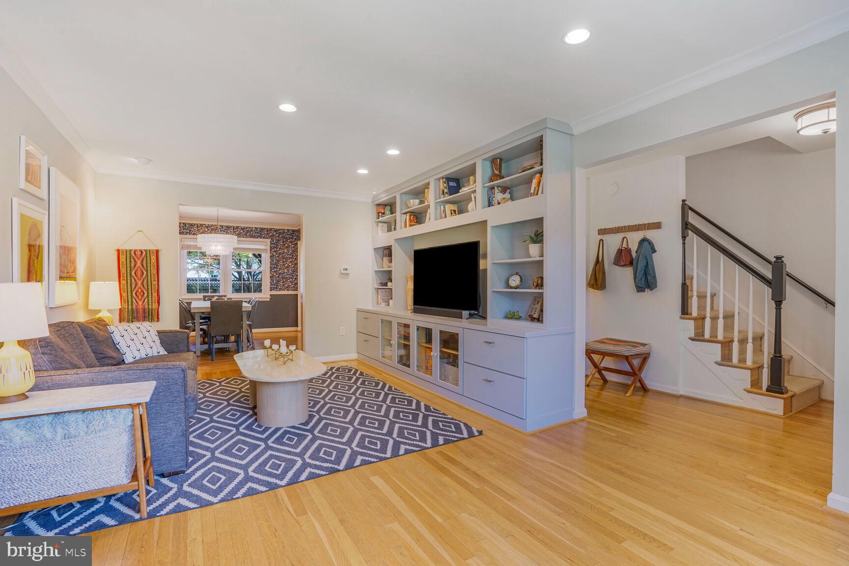 STONELEIGH - Residential