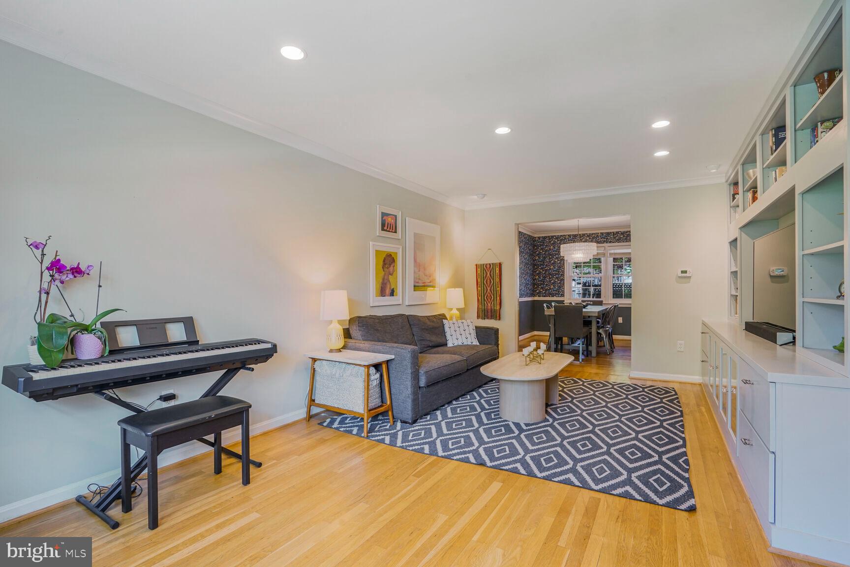 STONELEIGH - Residential