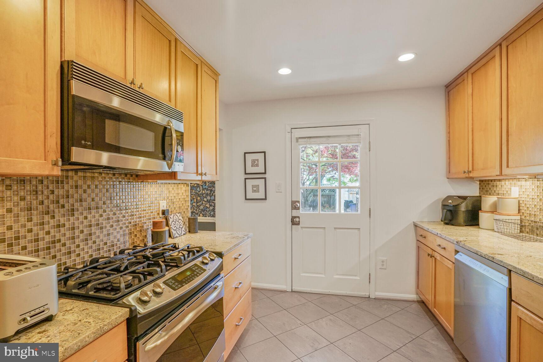 STONELEIGH - Residential