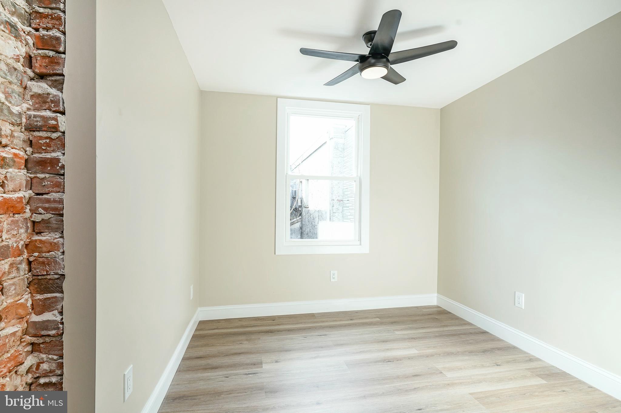 POINT BREEZE - Residential