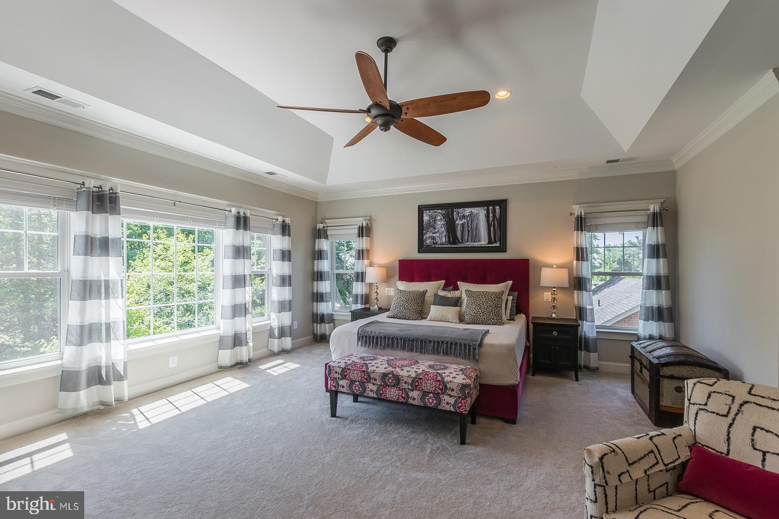 ARLINGTON - Residential