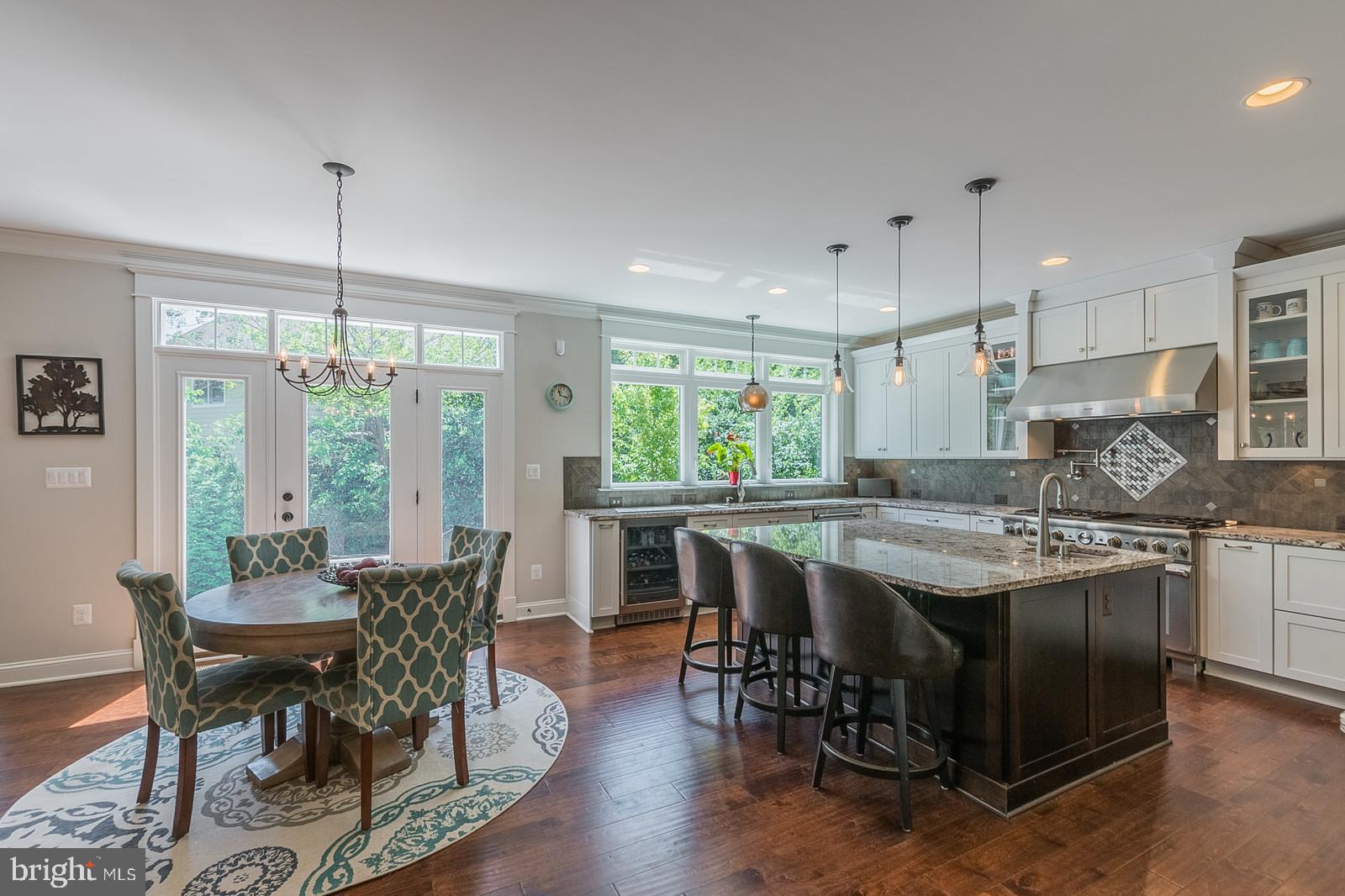 ARLINGTON - Residential