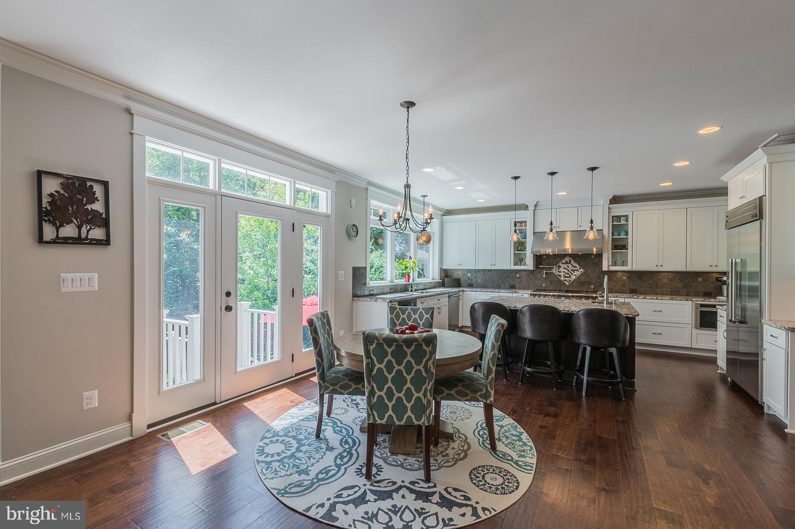 ARLINGTON - Residential