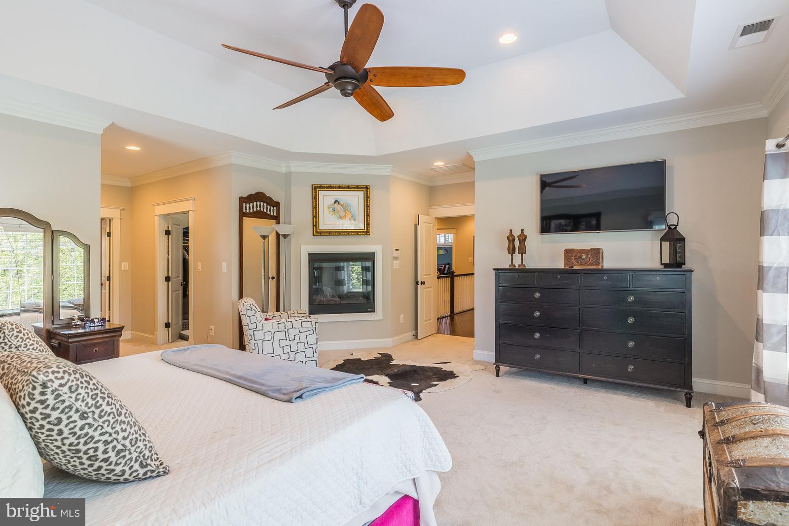 ARLINGTON - Residential