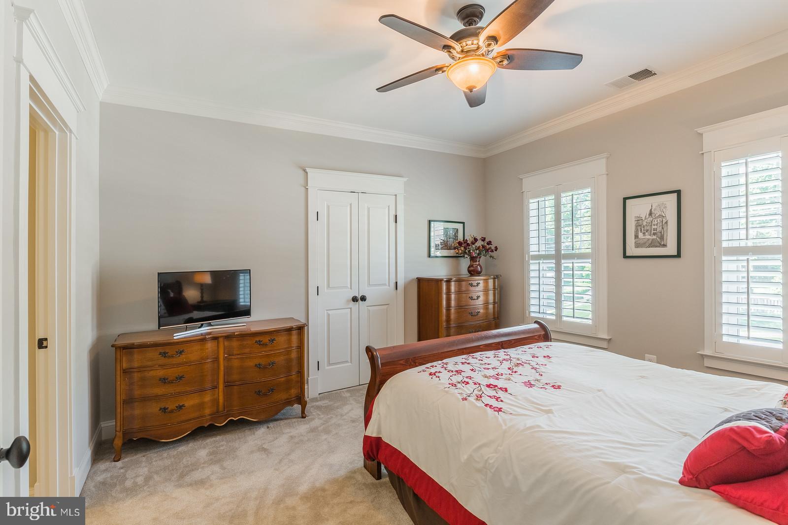 ARLINGTON - Residential