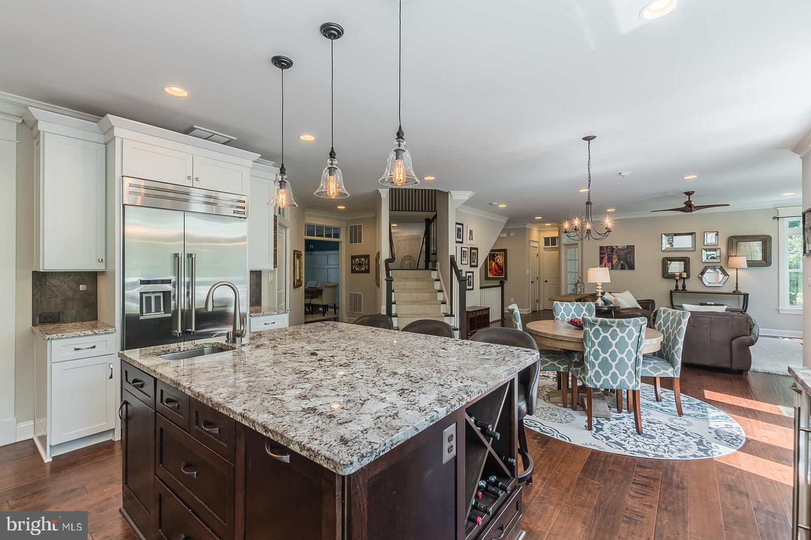 ARLINGTON - Residential