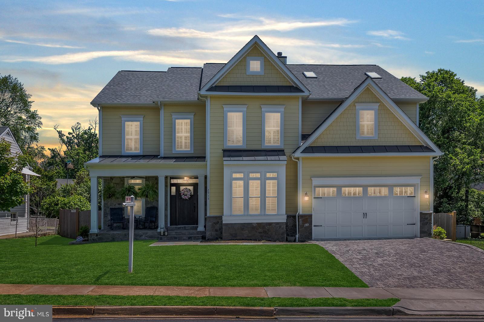 ARLINGTON - Residential