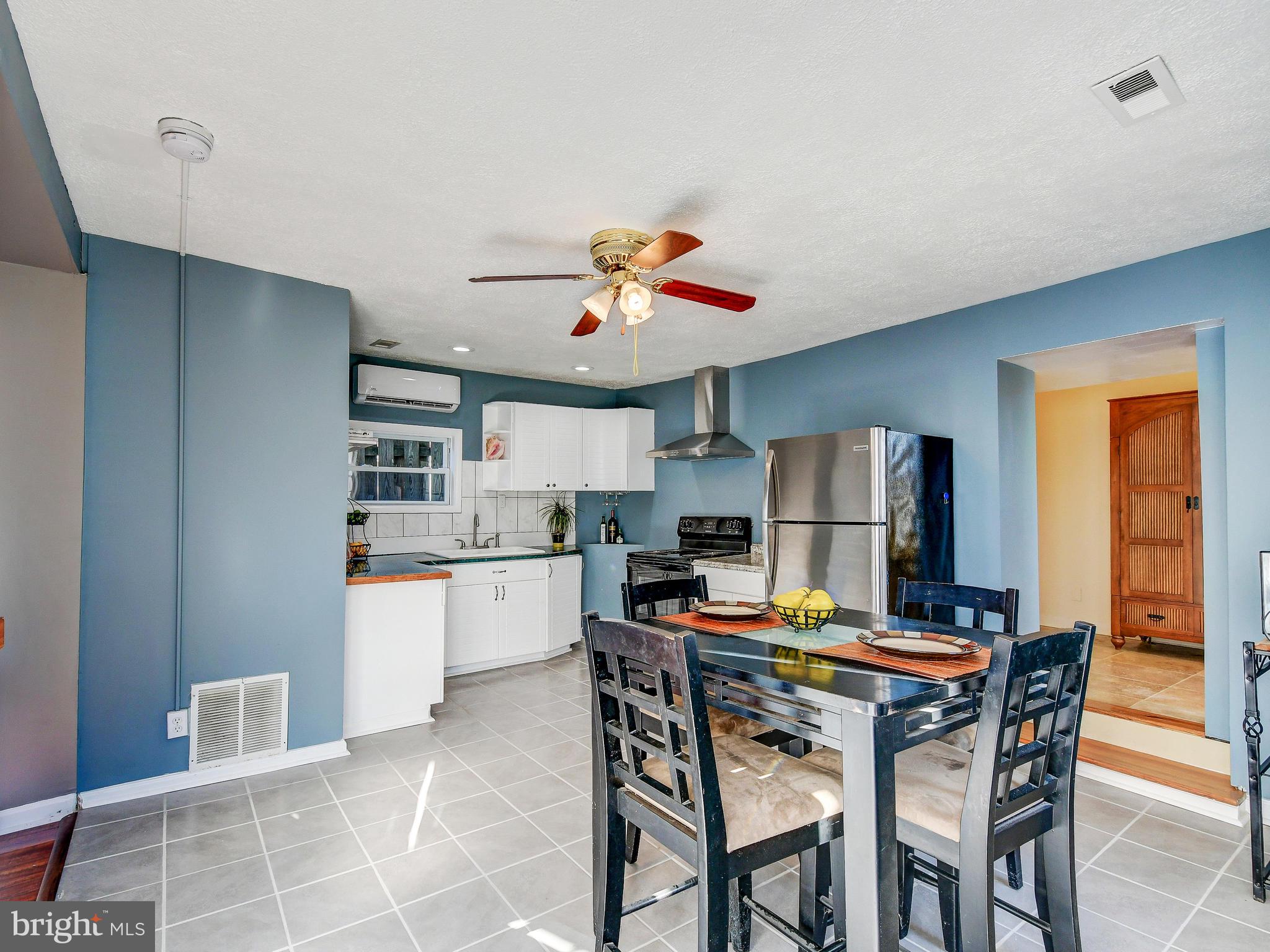 CHESAPEAKE TERRACE - Residential Lease