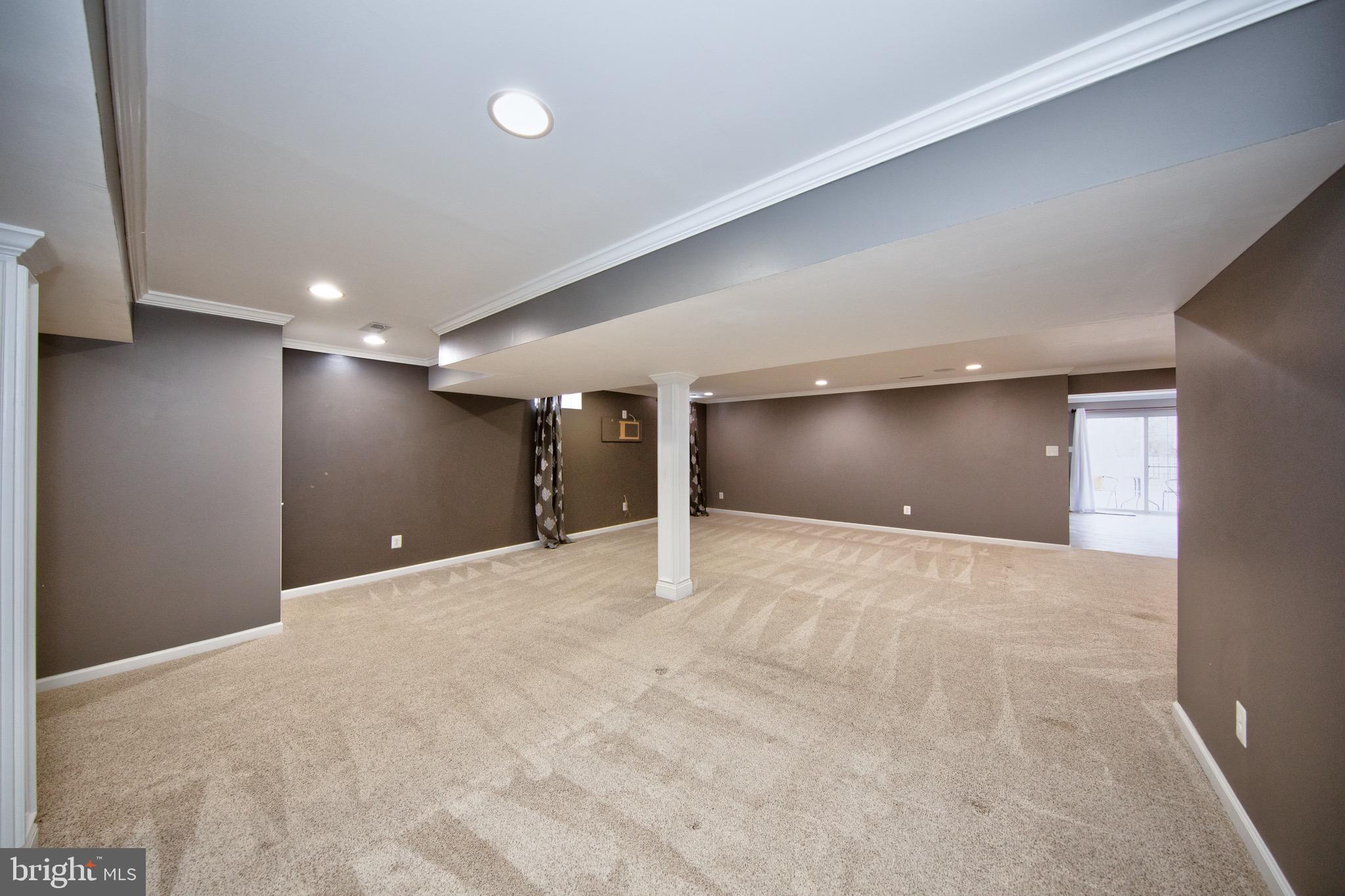 SEVEN TRAILS - Residential