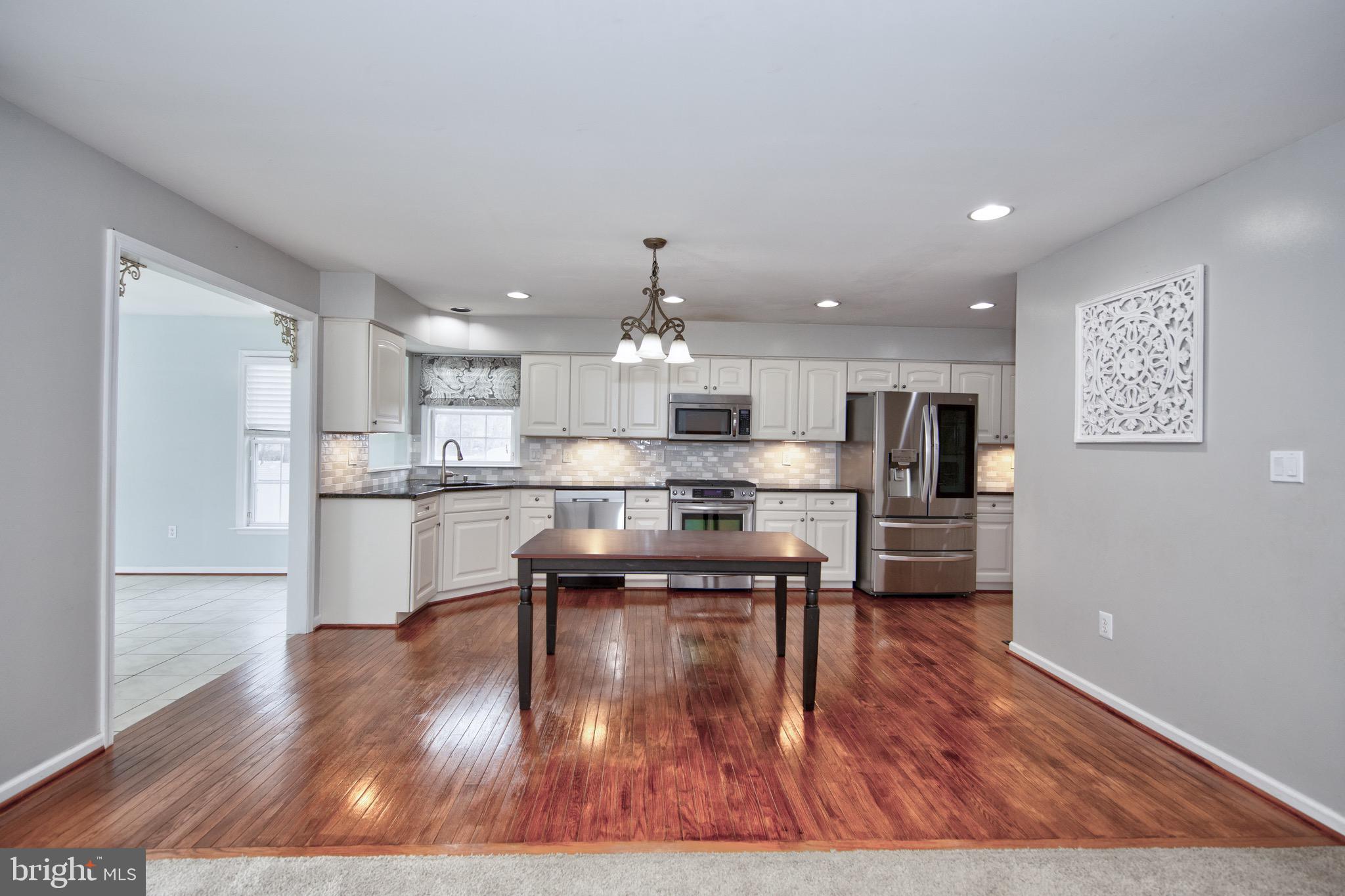 SEVEN TRAILS - Residential