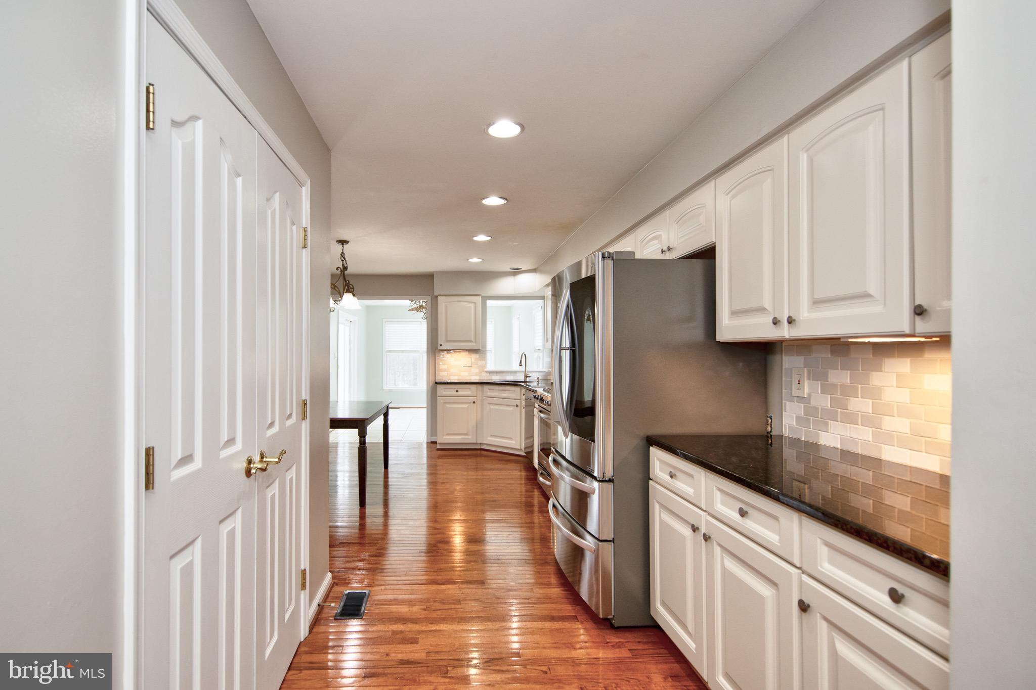 SEVEN TRAILS - Residential