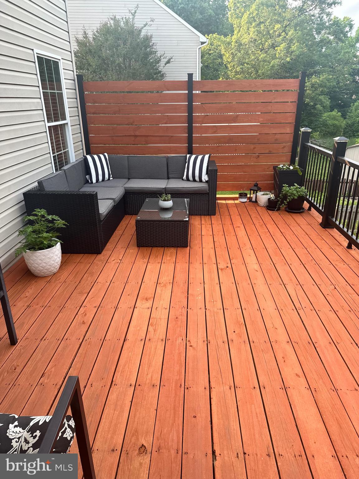 SEVEN TRAILS - Residential