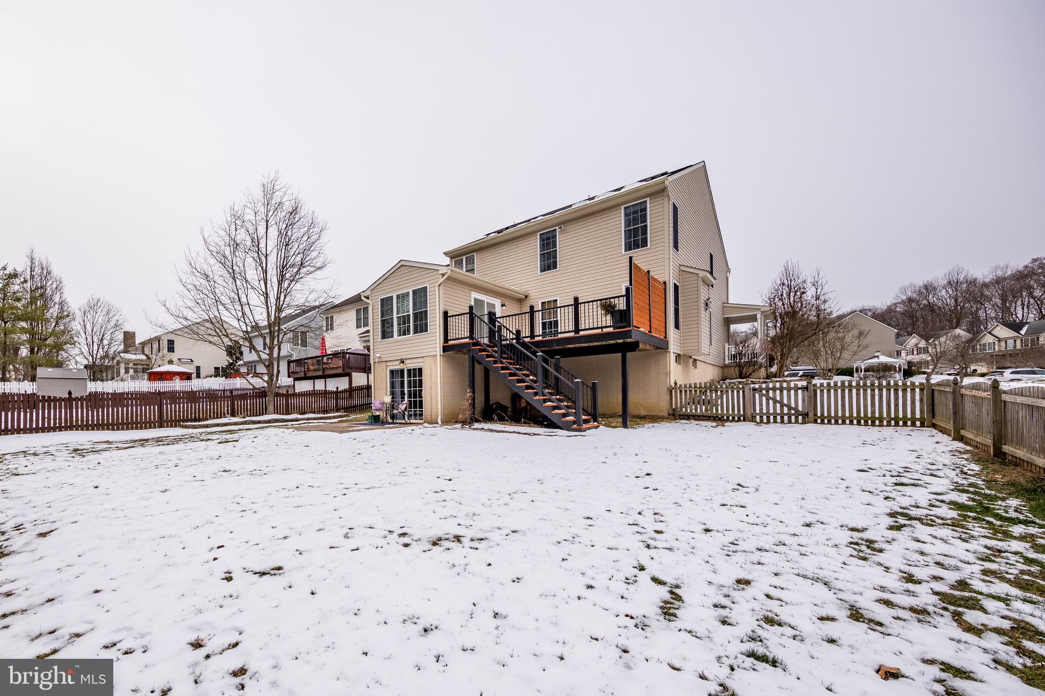 SEVEN TRAILS - Residential